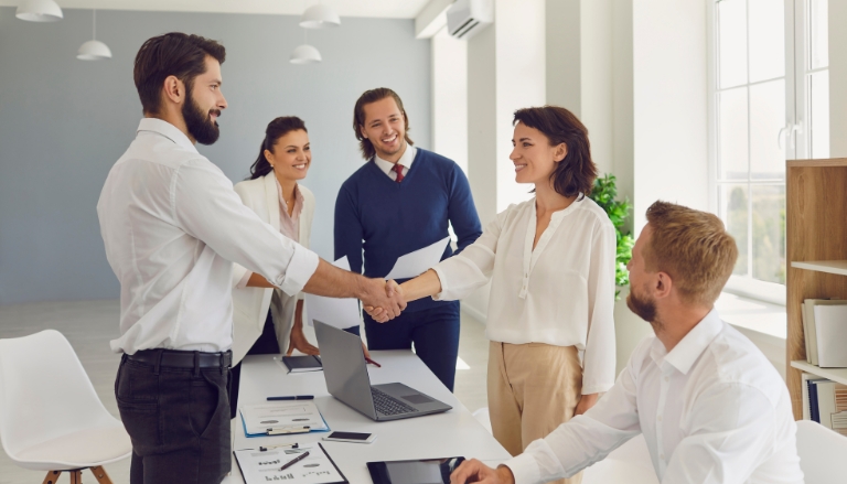The Link Between Workplace Experience and Customer Satisfaction — Proven by Data