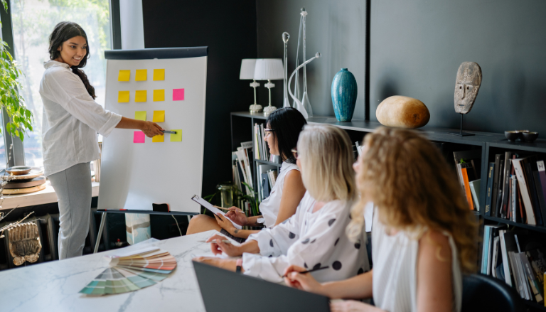7 Steps to Build an Employee Experience Roadmap for a Growing Company