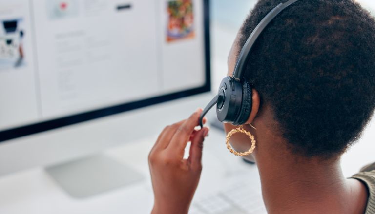 El problema no es escuchar al cliente. Es conectar lo que escuchas. (1)